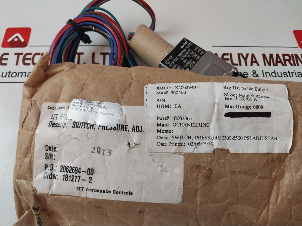 Itt Neo-dyn 232P44C6Bhr Adjustable Pressure Switch 2800 To 6000 Psig