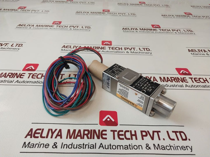 Itt Neo-dyn 232P44C6Bhr Adjustable Pressure Switch 2800 To 6000 Psig