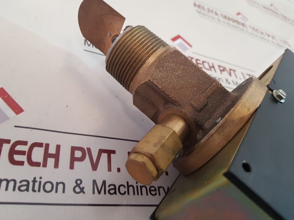 Itt Fs7-4-j Mcdonnell Flow Switch