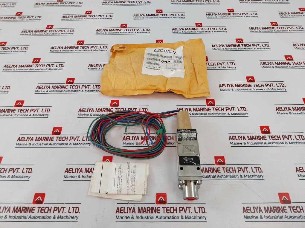 Itt Neo-dyn 232P41C6Hnr Adjustable Pressure Switch 50 To 275 Psig 057-0030