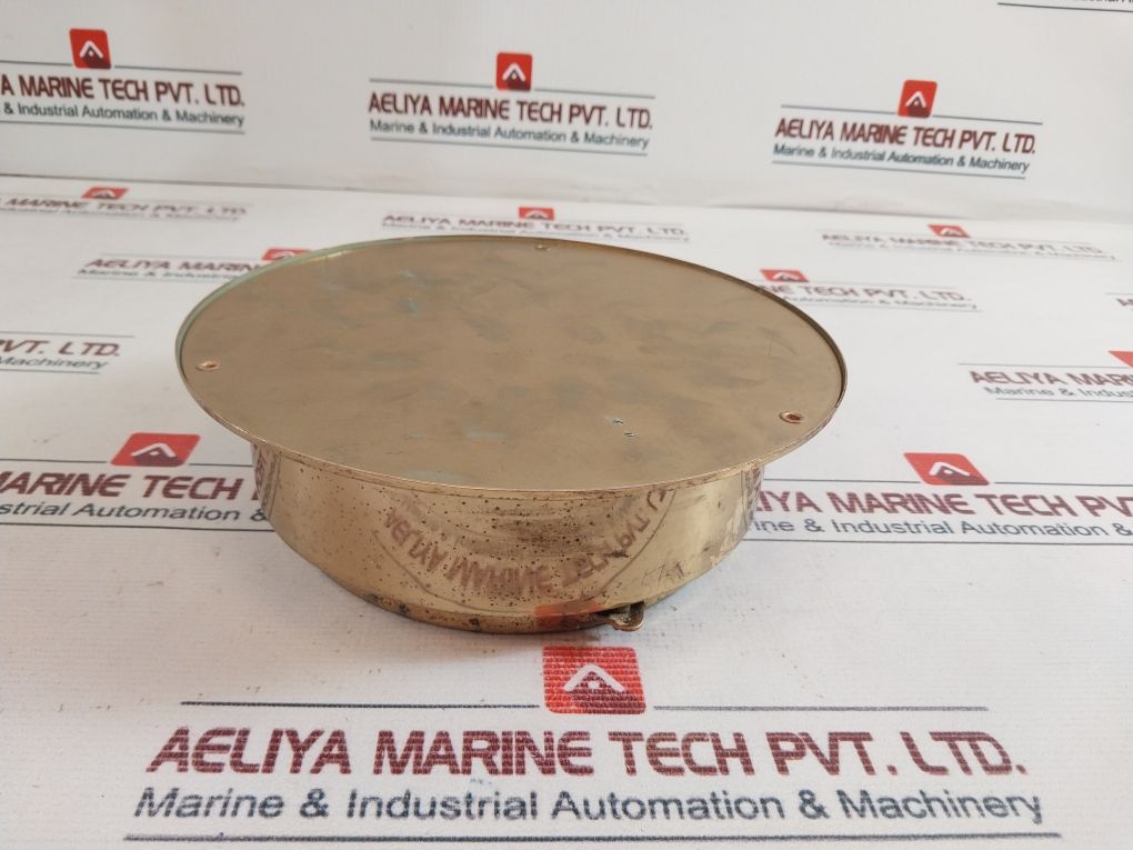 Iver C.Weilbach 5-60 Clock