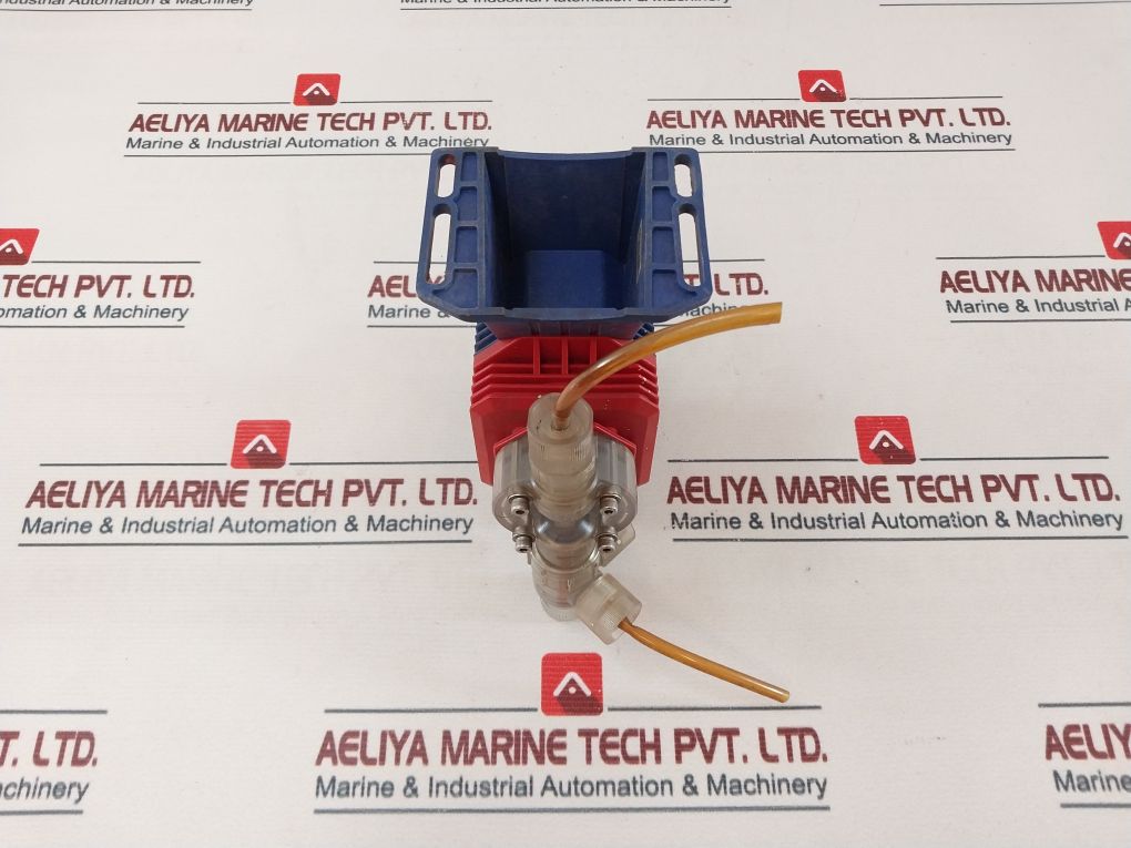 Iwaki Ehn-b11Vc2R Metering Pump M071601180 With Controller 051601403