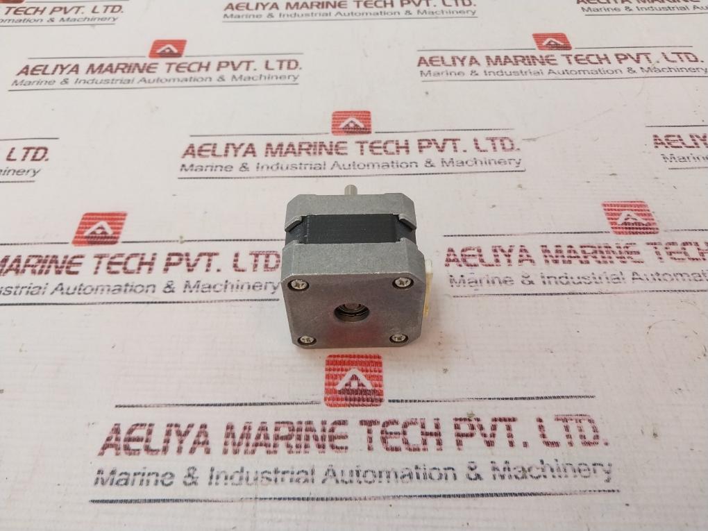 Japan Servo Kh42Hm2B155 Stepping Motor 9523