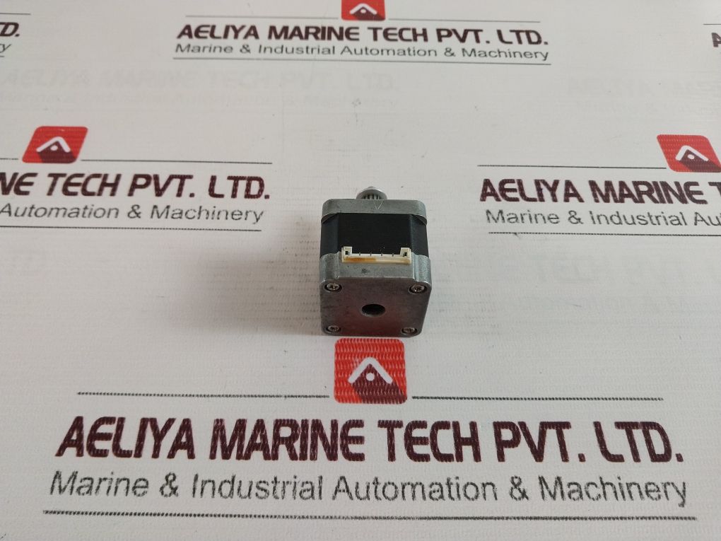 Japan Servo Kh42Jm2-9 Stepper Motor 8225