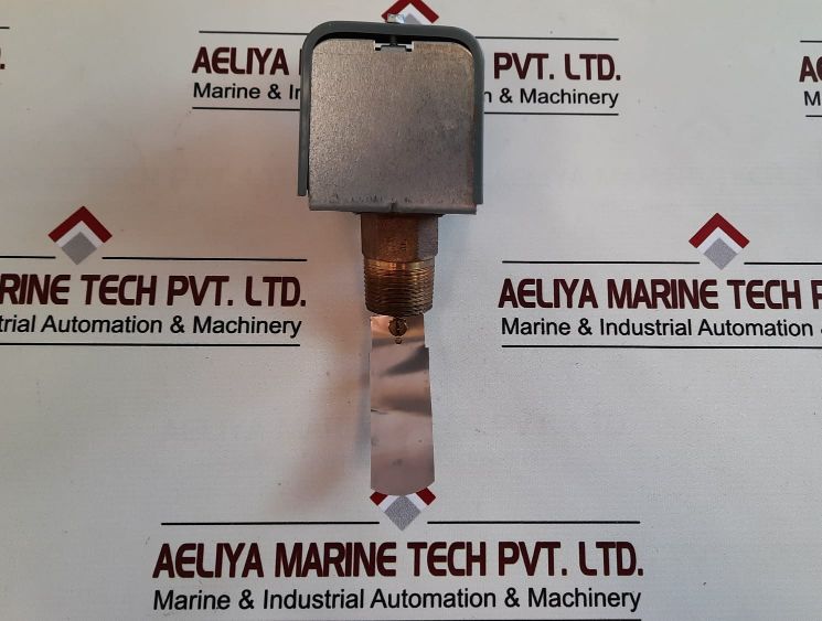 Johnson controls f61kb-11c flow control switch