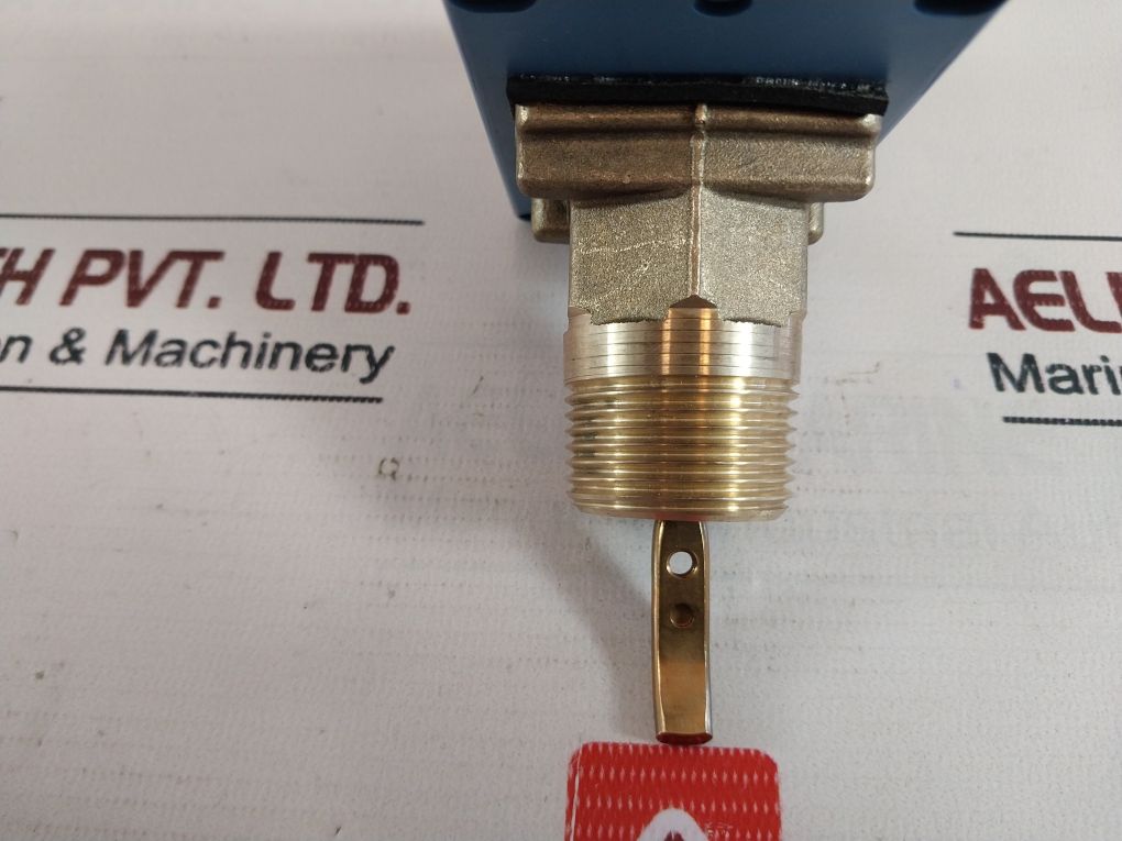 Johnson Controls F61Tb-9100 Liquid Flow Switch Ip67