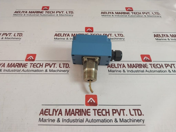 Johnson Controls F61Tb-9100 Liquid Flow Switch 1553.427