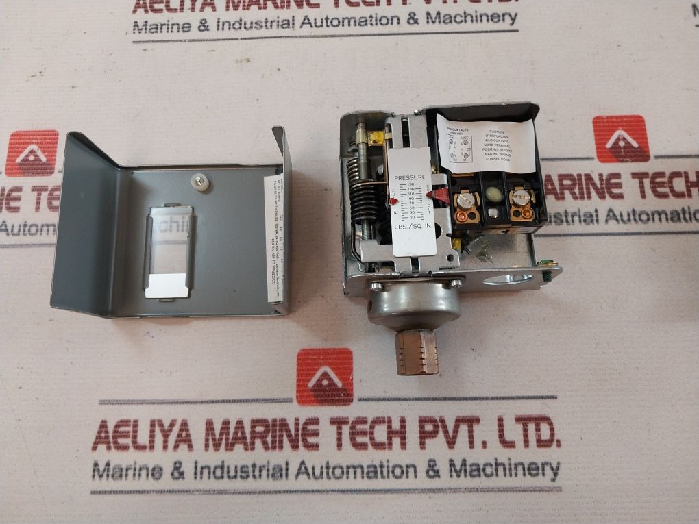 Johnson Controls P47Ga-9 Steam Pressure Limit Controls