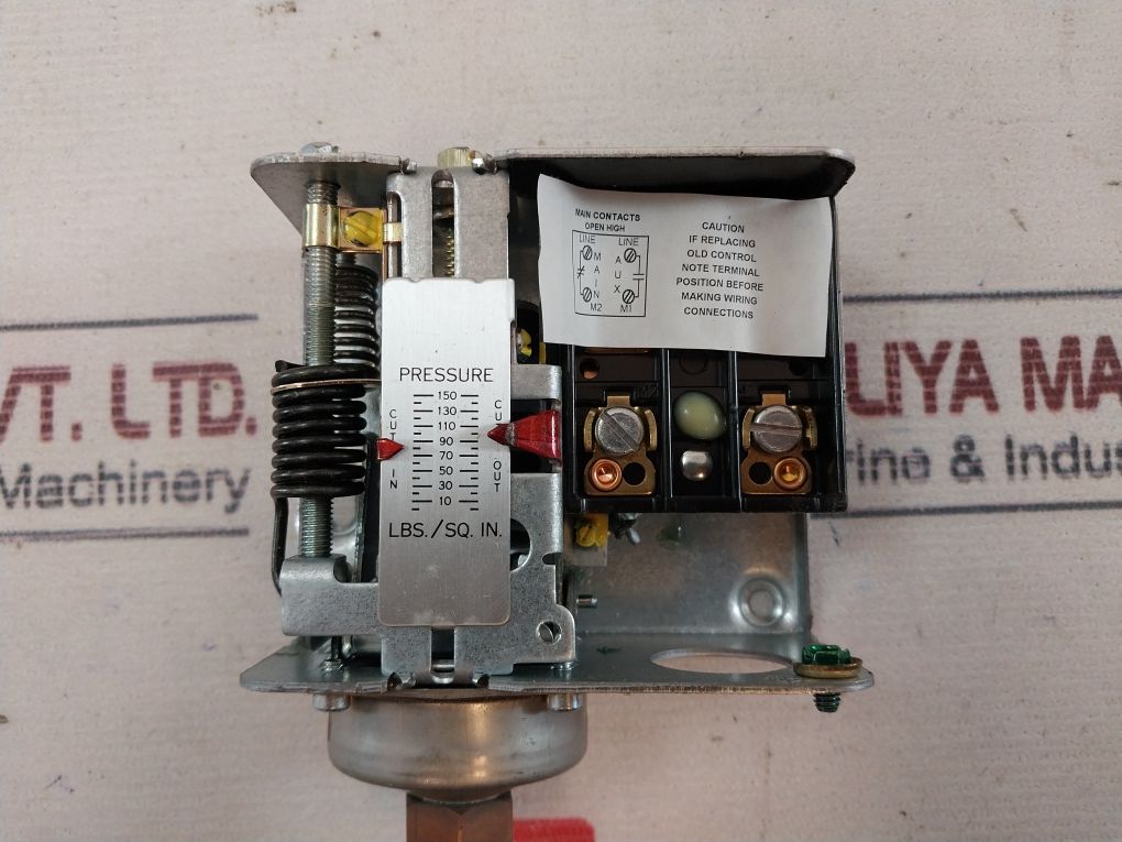 Johnson Controls P47Ga-9 Steam Pressure Limit Controls