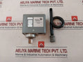 Johnson Controls P47Ga-9 Steam Pressure Limit Controls
