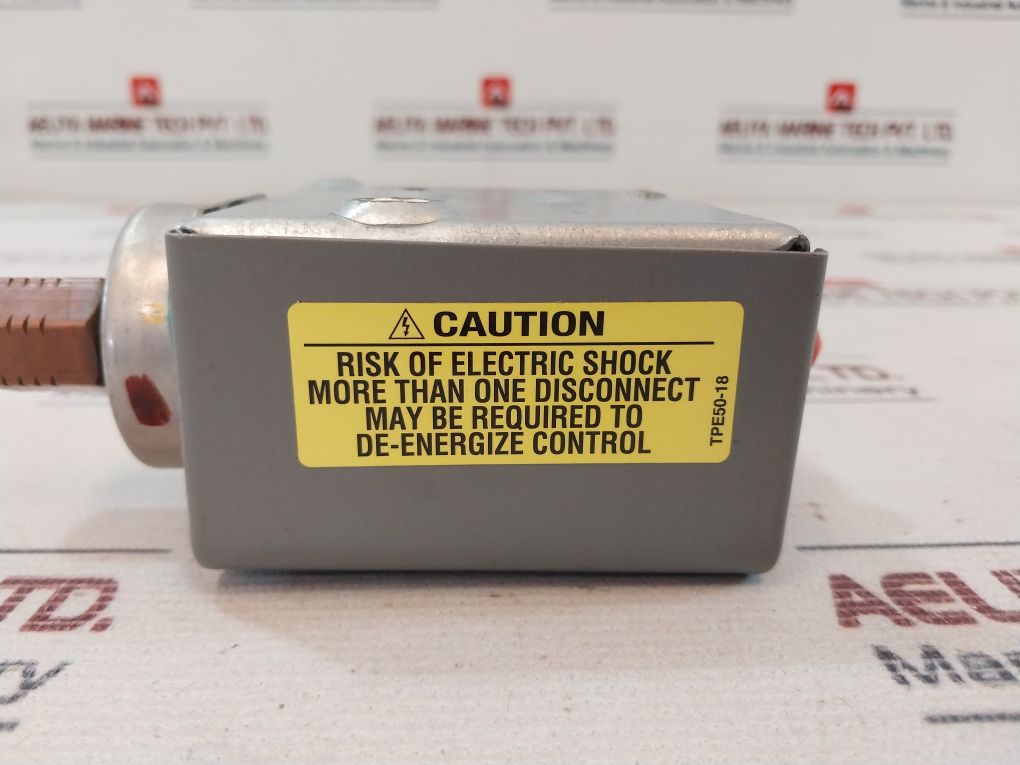 Johnson Controls P47Ga-9 Steam Pressure Limit Controls