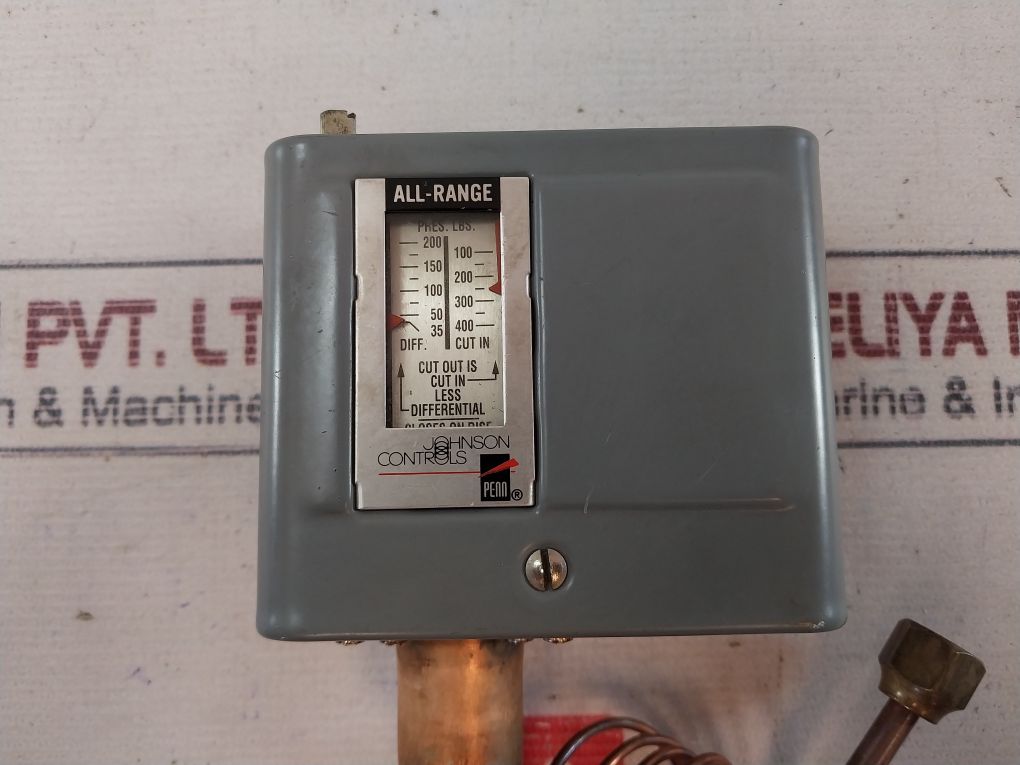 Johnson Controls P70Aa-118 Pressure Fan Cycling Control