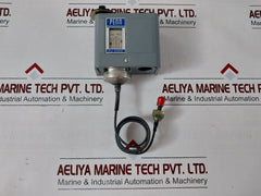 Johnson Controls P70Ab-2C Low Side Pressure Control