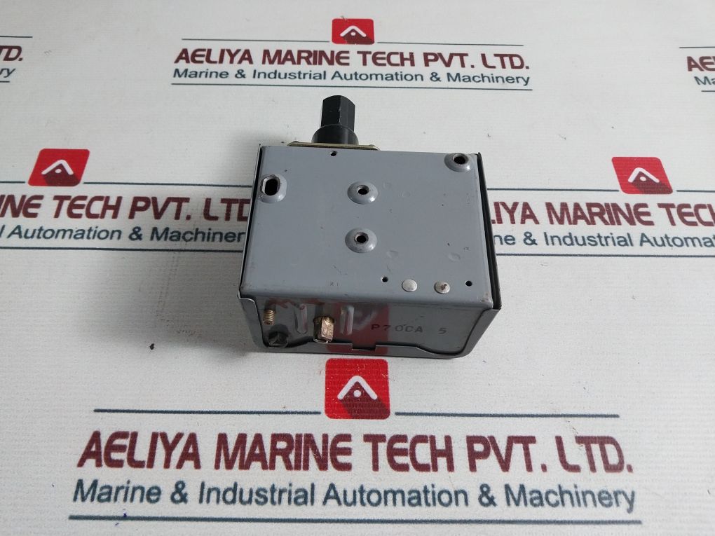 Johnson Controls P70Ca-5 Pressure Switch