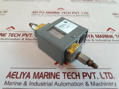 Johnson Controls P74Ea-9701 Pressure Control 1-4 Bar
