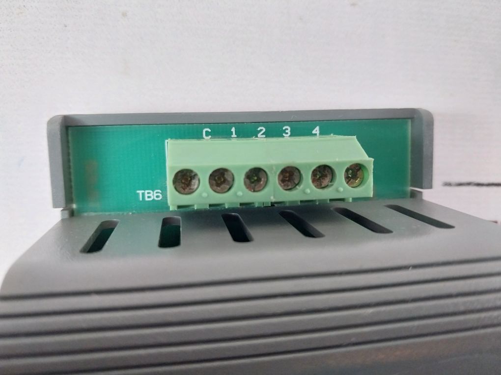 Johnson Controls Rl-8400-1 Relay Module