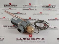 Johnson Controls V47Ae-1 Temperature Actuated Modulating Water Valve