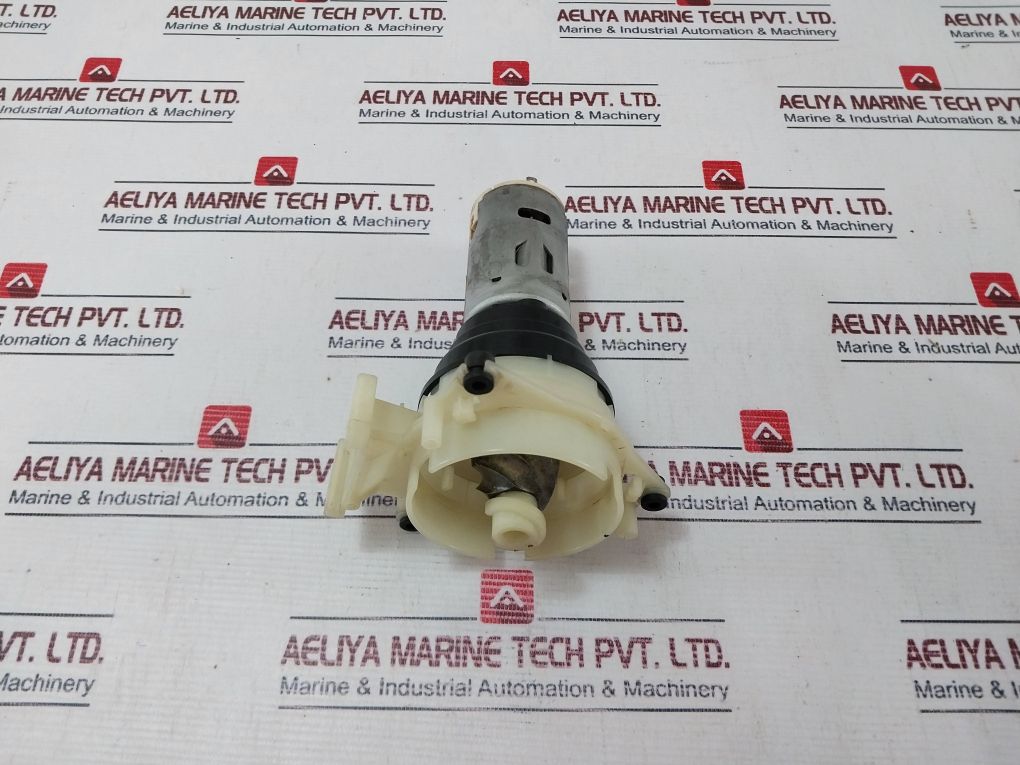 Johnson Dc751(2)Lsg Permanent Magnet Dc Motor 220-240 Vdc 150W