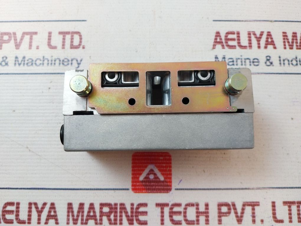 Joucomatic 355 00 088 Joinable Subbase With Side Ports Housing Valve