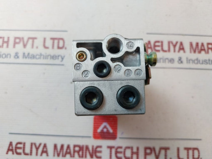 Joucomatic 355 00 088 Joinable Subbase With Side Ports Housing Valve