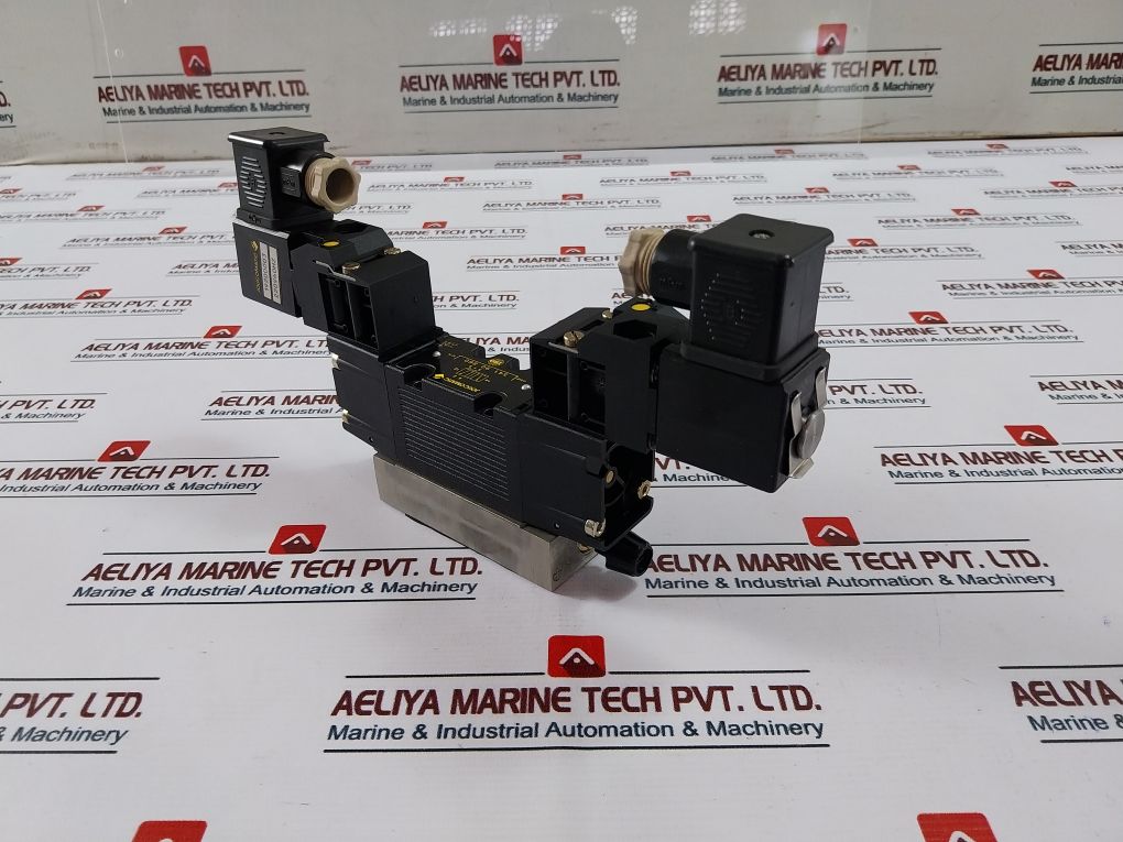 Joucomatic 541 90 860 Solenoid Valve 220V 60Hz