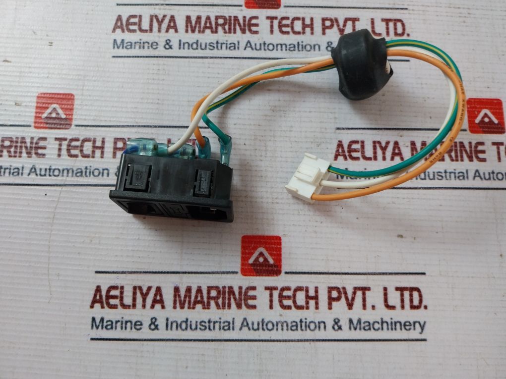 Jr-101-1Frs Socket And Switch 10A 250Vac