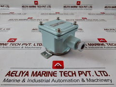 Jrc Nqe-950 Antenna Connector