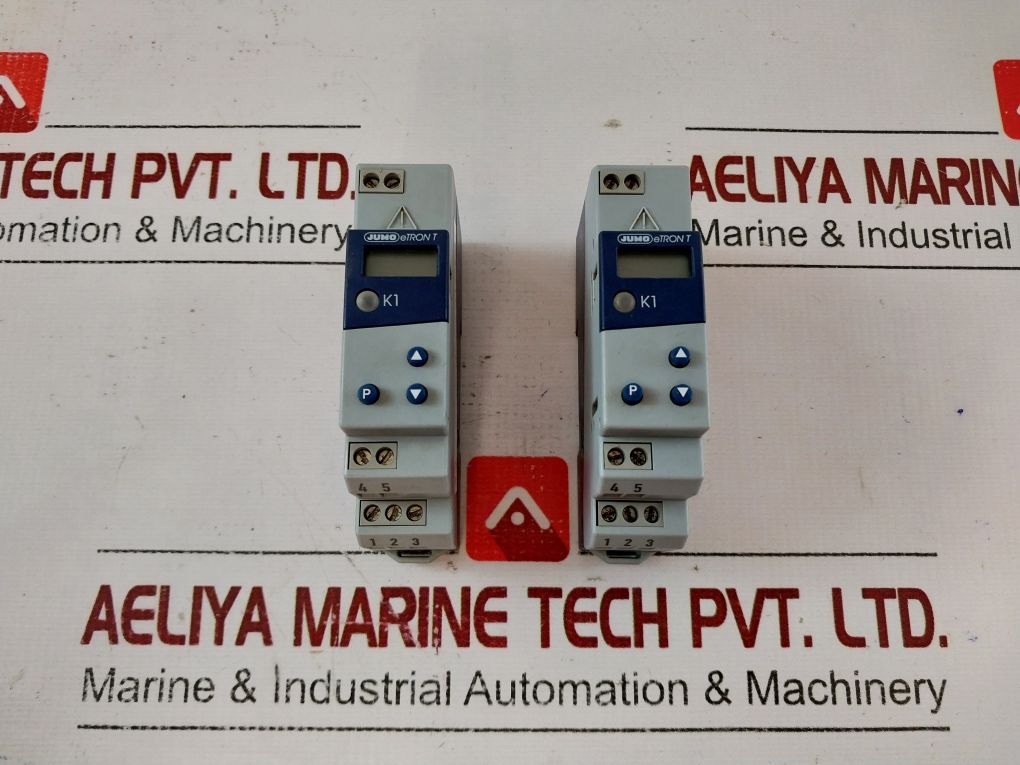 Jumo 701050811-31 Digital Thermostat