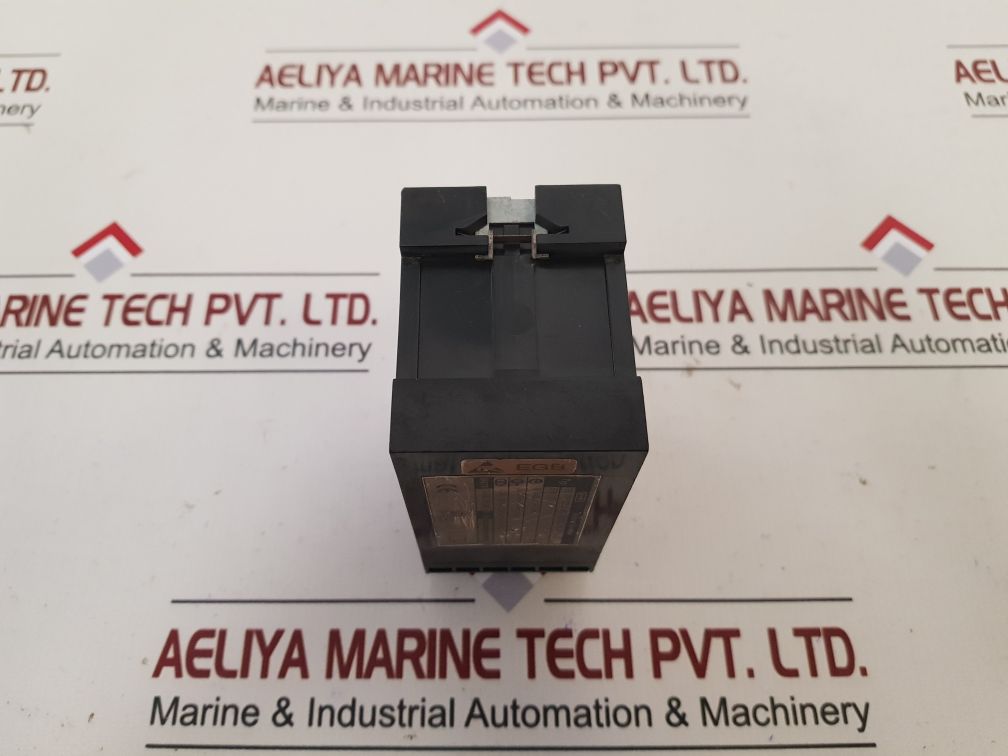 Jumo 701130/0253-001-02/205.245 Thermostat Regulator