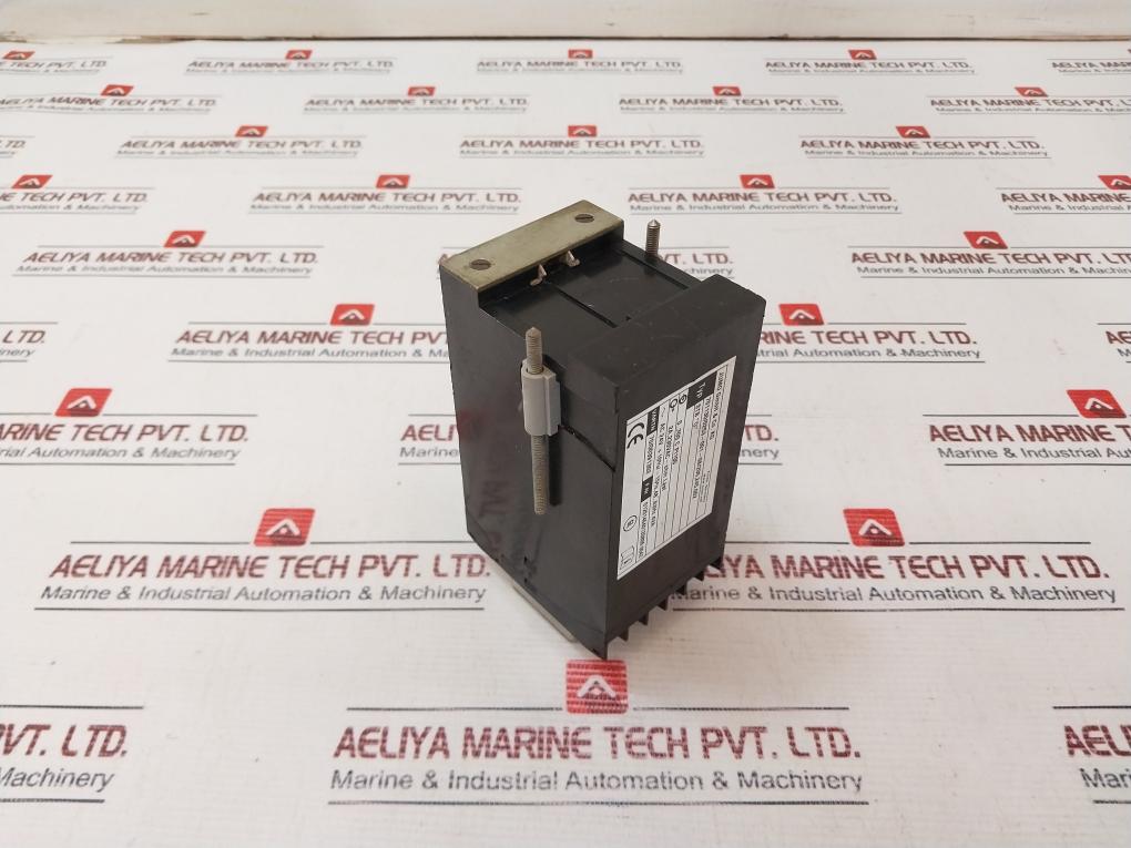 Jumo 701130/0253-001-08/205,245,062 Temperature Limiter Pt 100 2A 230Vac
