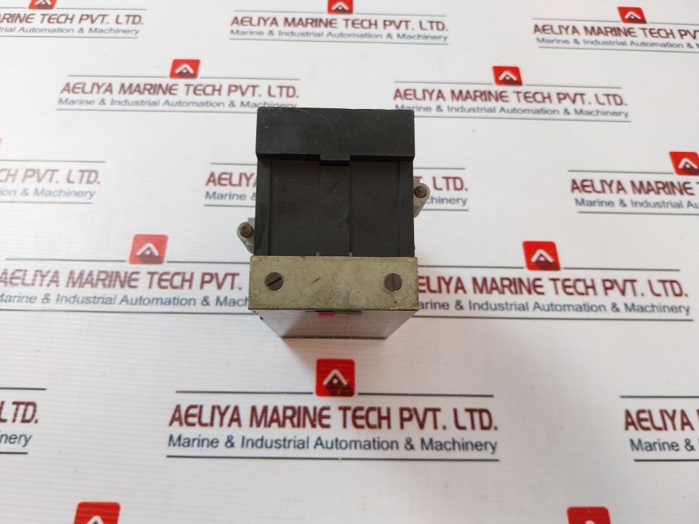 Jumo 701130/0253-001-08/205,245,062 Temperature Monitor 0-300°C