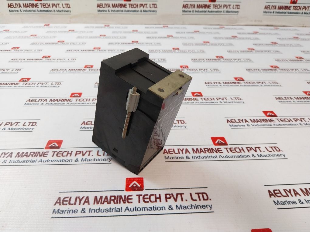 Jumo 701130/0253-001-08/205,245,062 Temperature Monitor 0-300°C