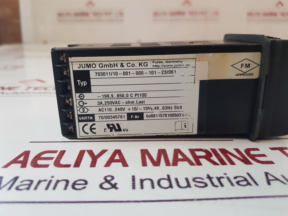 Jumo 70301110-001-000-101-23061 Temperature Regulator