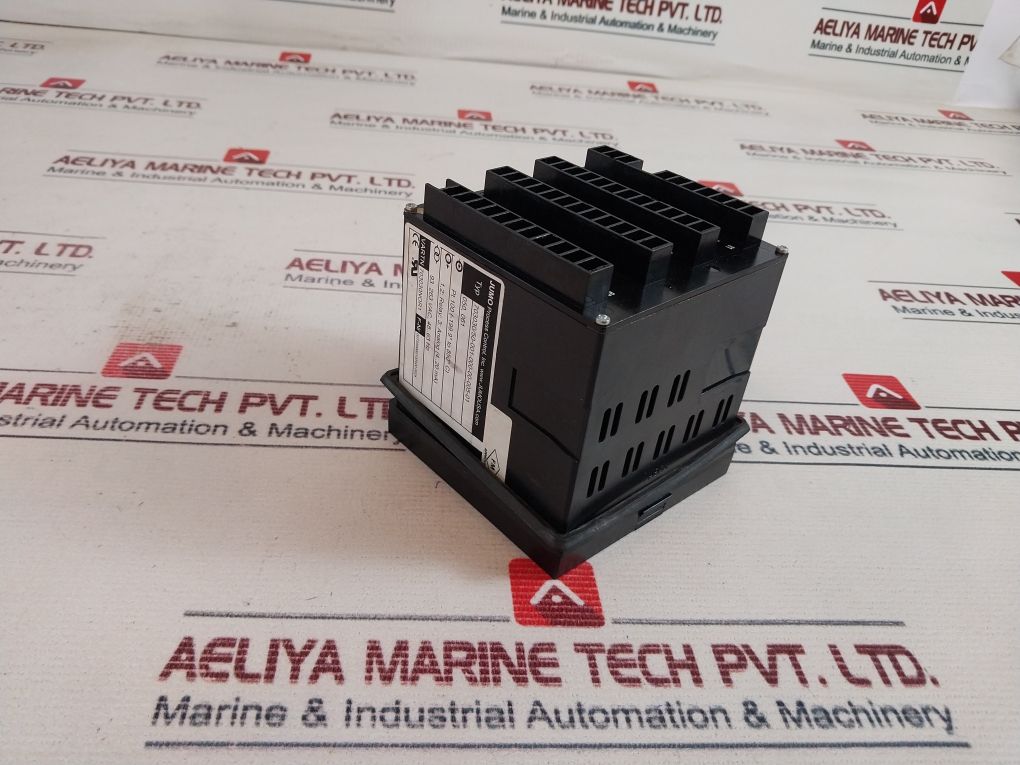 Jumo 703030/50-001-000-00-005-01 050, 061 Microprocessor Controller