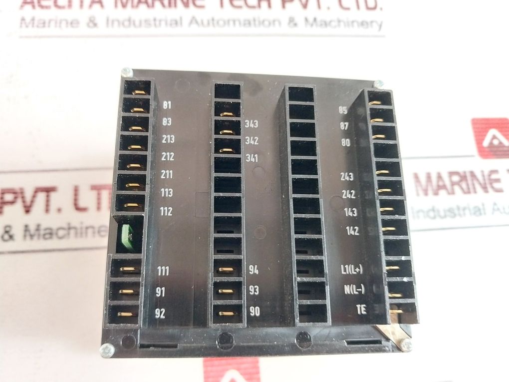 Jumo 703030/50-001-000-00-005-01 050, 061 Microprocessor Controller