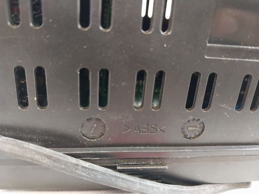 Jumo 703030/50-001-000-00-005-01 050, 061 Microprocessor Controller