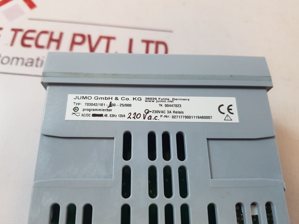 Jumo 703042/181-100-25/000 controller