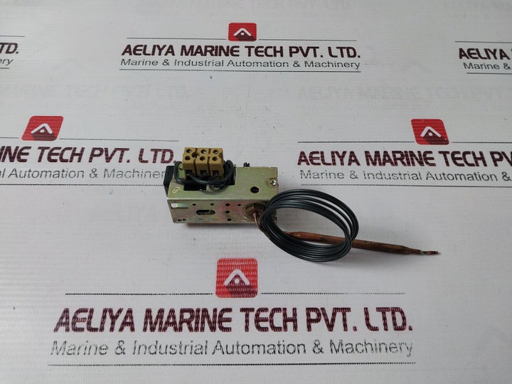 Jumo Ath-se-70 Temperature Controller 10A 250 Vac