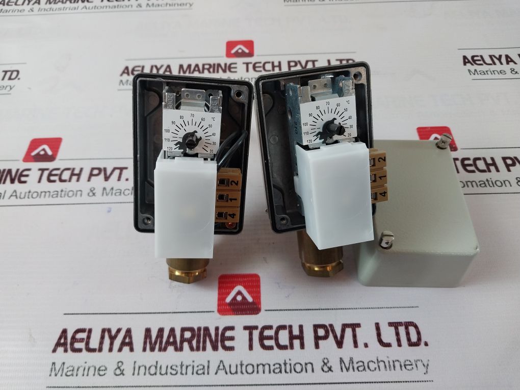 Jumo Aths-se-2 Surface Mounting Thermostat