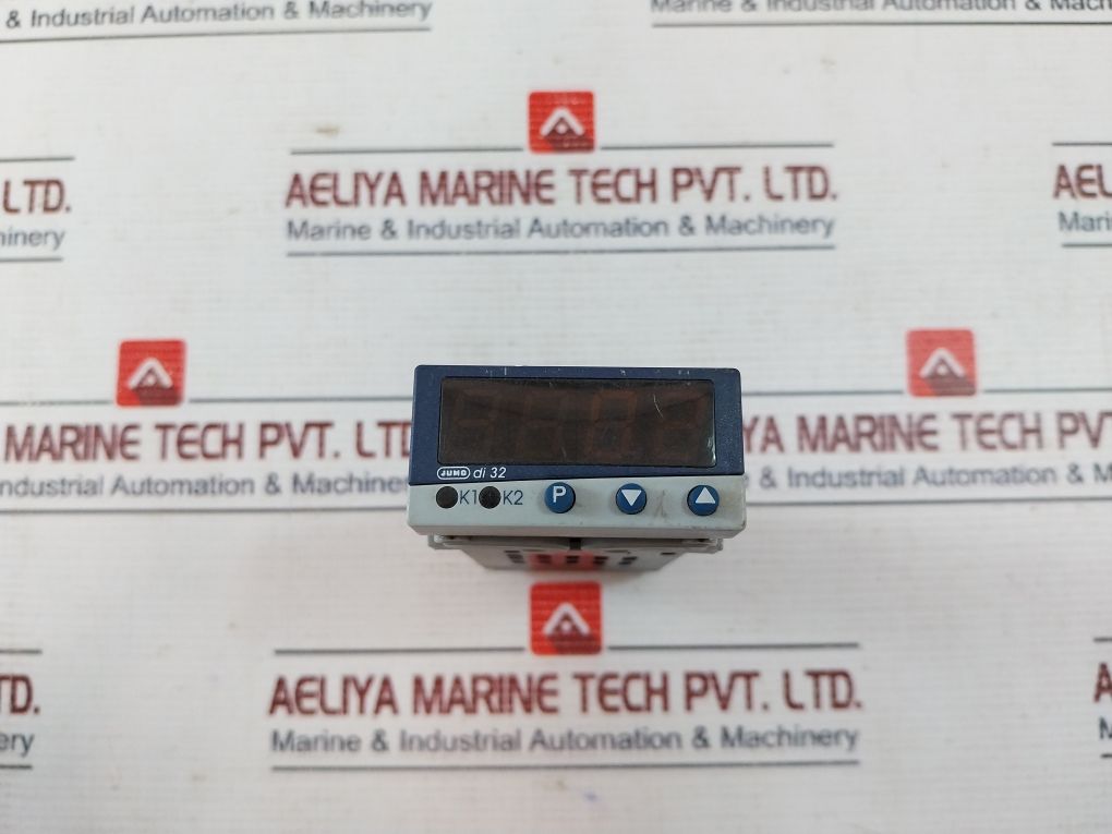 Jumo Di 32 Temperature Controller 3A 230Vac