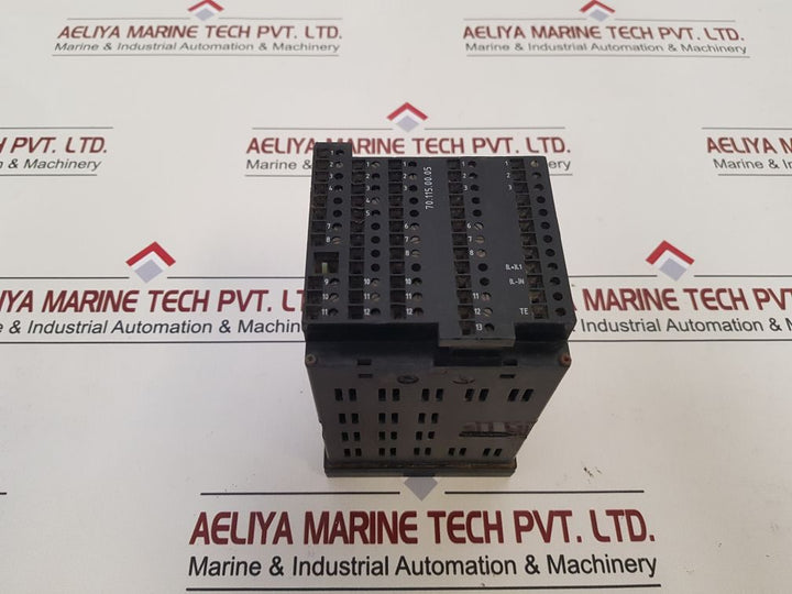 Jumo dicon 500 temperature controller 703570/081-1100-110000-23-00/00,064
