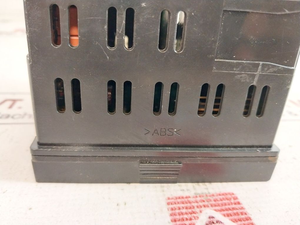 Jumo Dtron 04.1 Microprocessor Controller 250V