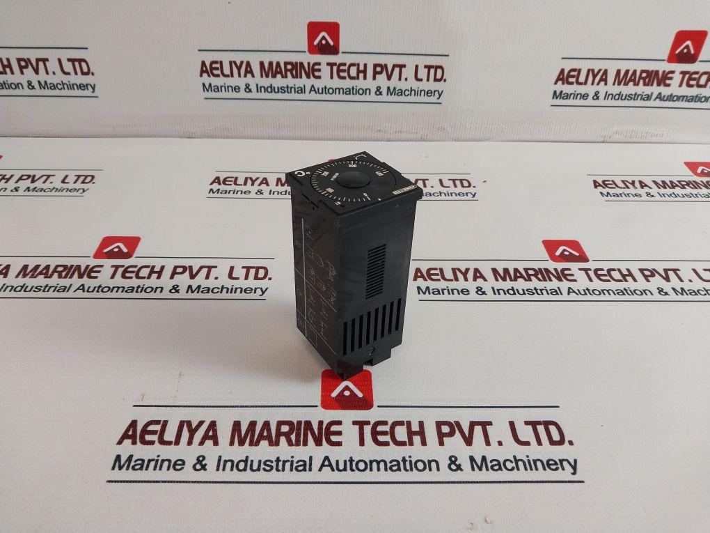 Jumo Hrow-48/K Temperature Controller 0-400°C