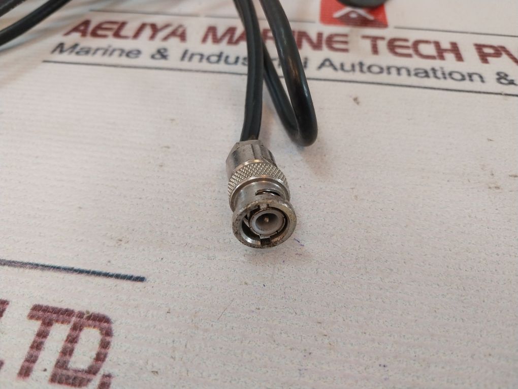 Jvc Tm-1010Pn Video Monitor Tk-c1481Eg Color Video Camera 3239 Photo Optic Lamp With Connector Cables