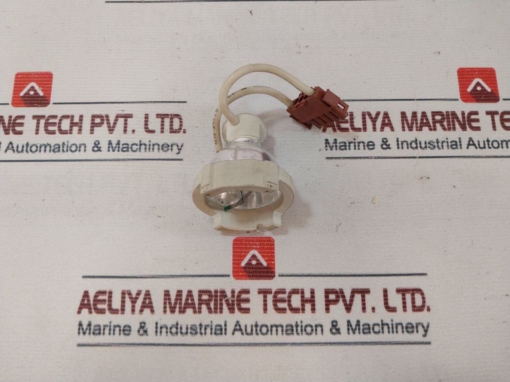 Jvc Tm-1010Pn Video Monitor Tk-c1481Eg Color Video Camera 3239 Photo Optic Lamp With Connector Cables