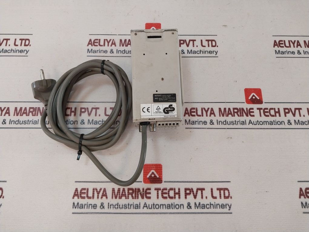 Jvc Tm-1010Pn Video Monitor Tk-c1481Eg Color Video Camera 3239 Photo Optic Lamp With Connector Cables