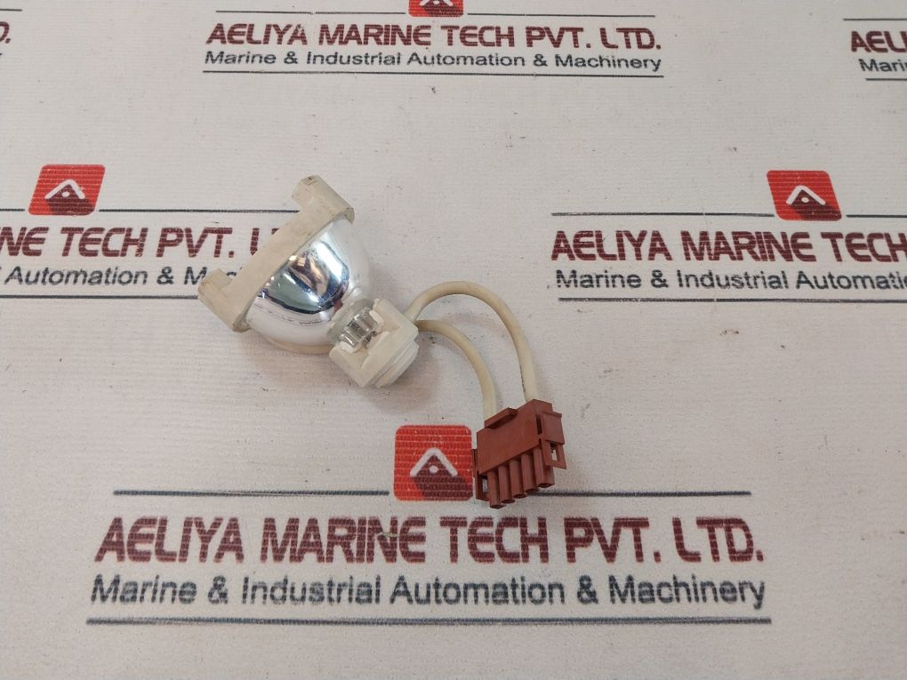 Jvc Tm-1010Pn Video Monitor Tk-c1481Eg Color Video Camera 3239 Photo Optic Lamp With Connector Cables