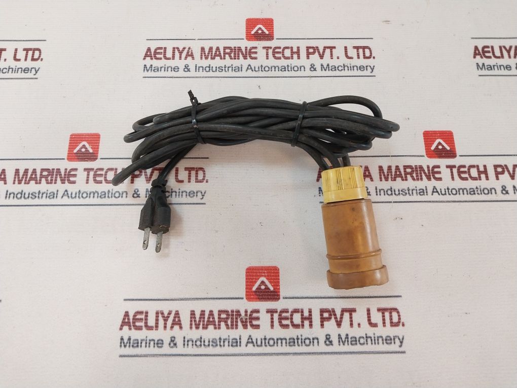 Jvc Tm-1010Pn Video Monitor Tk-c1481Eg Color Video Camera 3239 Photo Optic Lamp With Connector Cables