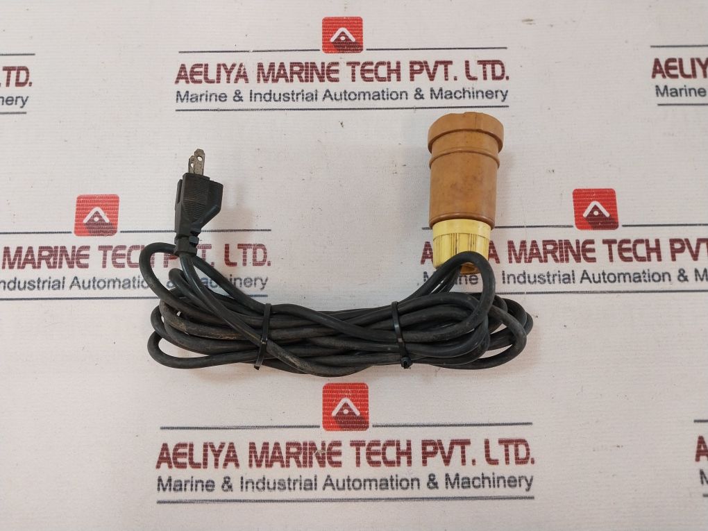 Jvc Tm-1010Pn Video Monitor Tk-c1481Eg Color Video Camera 3239 Photo Optic Lamp With Connector Cables