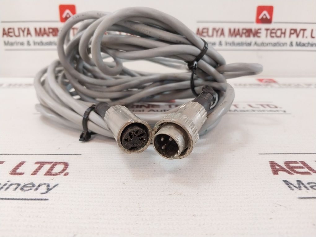 Jvc Tm-1010Pn Video Monitor Tk-c1481Eg Color Video Camera 3239 Photo Optic Lamp With Connector Cables